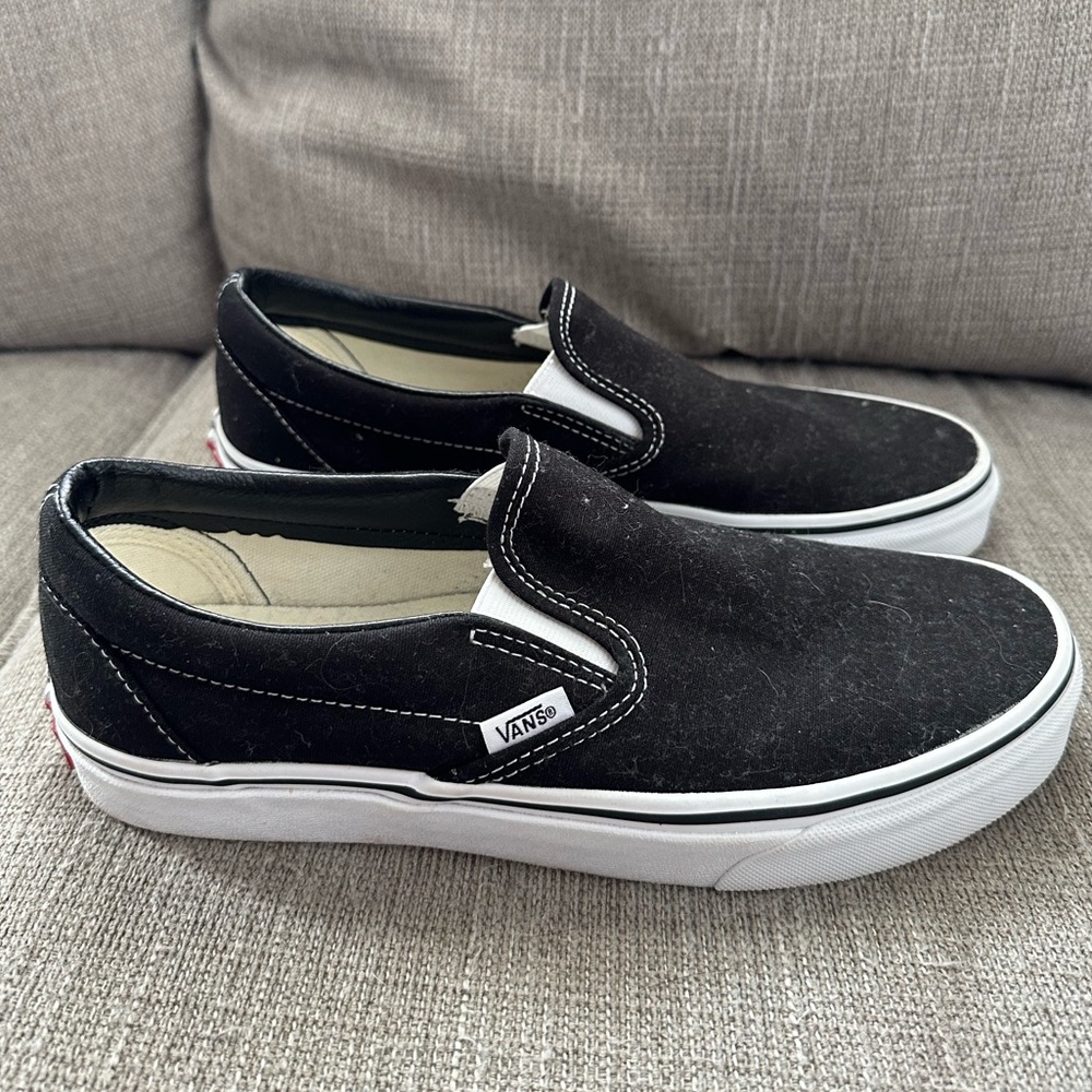 NWOT men’s 8 vans
